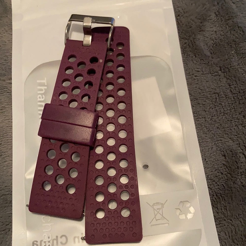 FitBit Versa bands - Picture 4 of 4